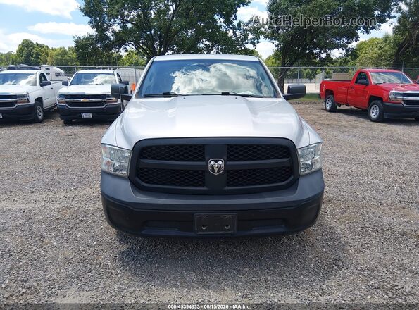 1C6RR6KG9GS355068 2016 RAM 1500 Silver Սարքավորումների վահանակի տեսք
