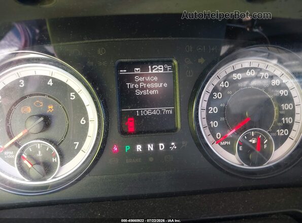 1C6RR6LG6KS667419 2019 RAM 1500 CLASSIC Maroon Widok tylnych siedzeń