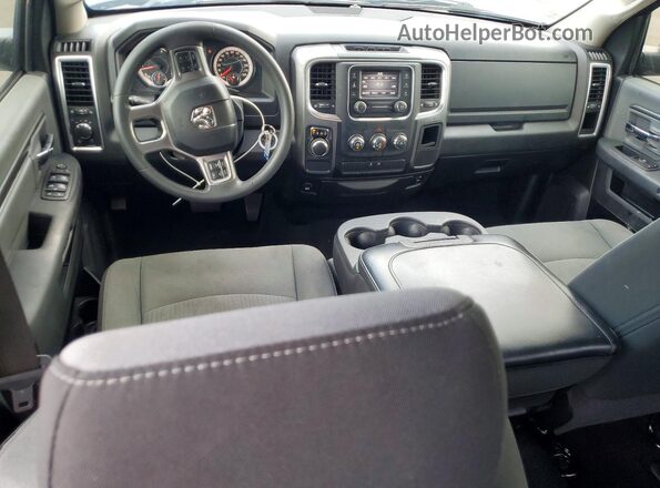 1C6RR6LG7MS539211 2021 RAM 1500 Черный Вид панели приборов