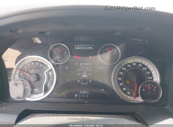 1C6RR6LT1GS101432 2016 RAM 1500 White Вид задніх сидінь