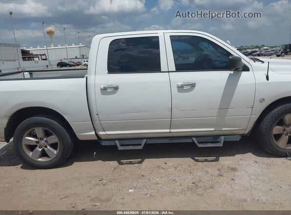 1C6RR6LT1GS101432 2016 RAM 1500 White Вид задньої частини салону