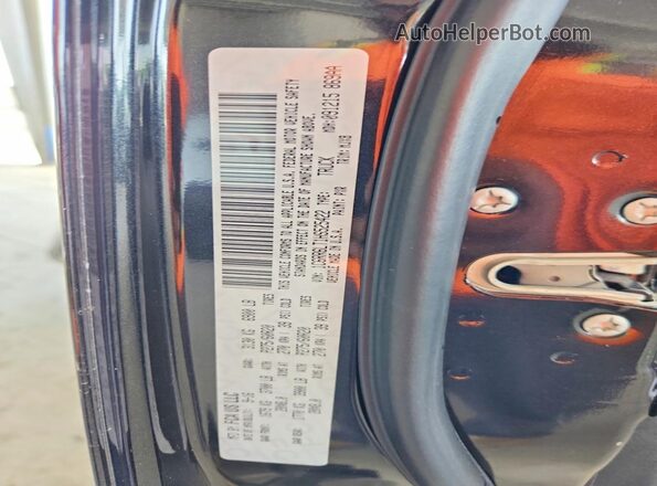 1C6RR6LT1HS525422 2017 RAM 1500 Black Engine compartment view