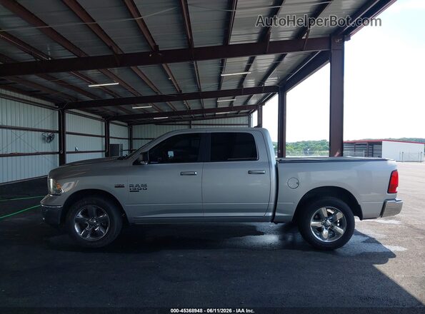1C6RR6LT1KS538646 2019 RAM 1500 CLASSIC Серебряный 