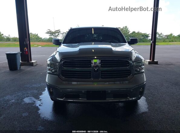 1C6RR6LT1KS538646 2019 RAM 1500 CLASSIC Серебряный 