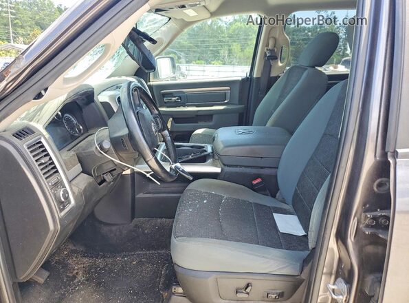 1C6RR6LT2KS563930 2019 RAM 1500 Gray Вид салону спереду