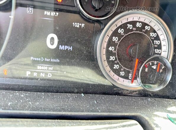 1C6RR6LT2KS563930 2019 RAM 1500 Gray Вид щитка приладів