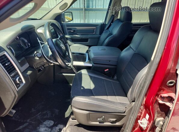 1C6RR6LT2KS604864 2019 RAM 1500 Бордовый Вид салона спереди