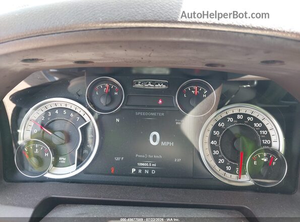 1C6RR6LT3HS836575 2017 RAM 1500 Белый Вид задних сидений
