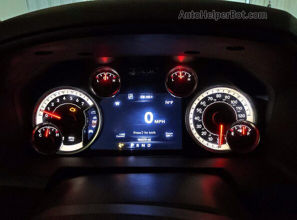 1C6RR6LT4HS500627 2017 RAM 1500 Белый Вид щитка приборов