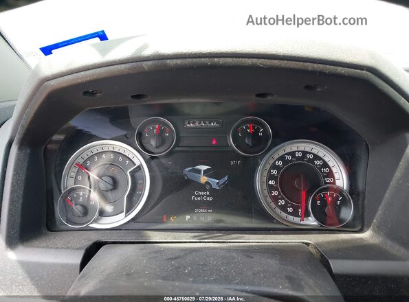 1C6RR6LT4JS232247 2018 RAM 1500 Серый Вид задних сидений