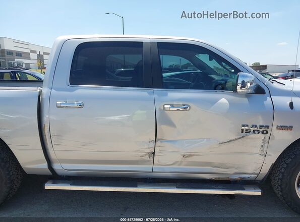1C6RR6LT5JS244813 2018 RAM 1500 Silver Սալոնի հետևի տեսք