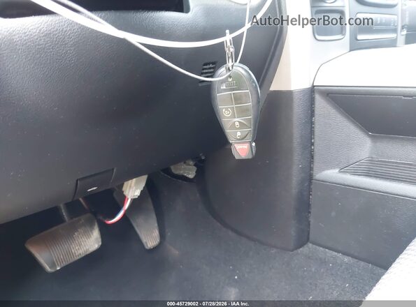 1C6RR6LT5JS244813 2018 RAM 1500 Silver Առջևի վահանակի տեսք
