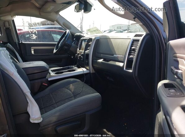 1C6RR6LT5KS537161 2019 RAM 1500 CLASSIC Gray Vista interior delantera
