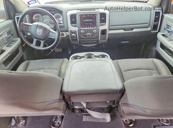 1C6RR6LT5KS704201 2019 RAM 1500 Red Dashboard view
