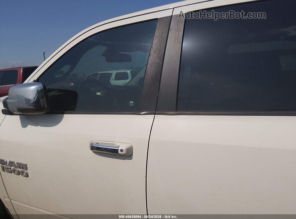 1C6RR6LT7GS403419 2016 RAM 1500 White 360 interior view