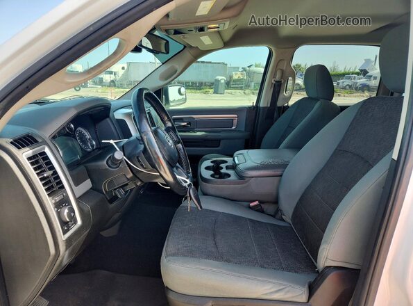 1C6RR6LT7KS554785 2019 RAM 1500 Белый Вид салона спереди