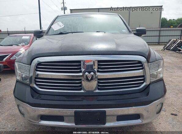 1C6RR6LT8GS194899 2016 RAM 1500 Черный Вид щитка приборов