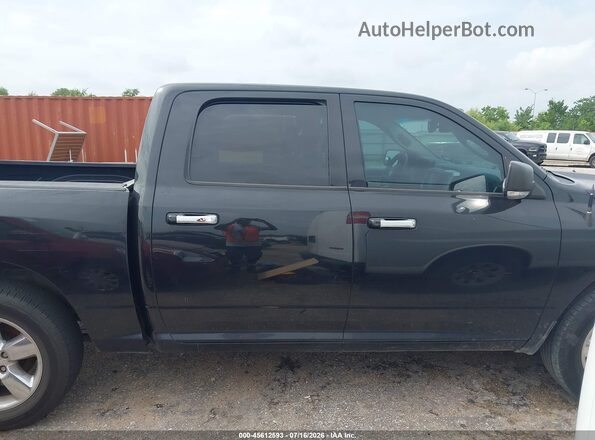 1C6RR6LT8GS194899 2016 RAM 1500 Черный Вид задней части салона