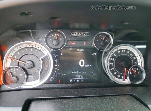 1C6RR6LT9HS805833 2017 RAM 1500 White Widok zestawu wskaźników