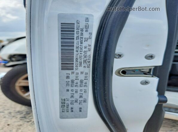 1C6RR6LTXHS714781 2017 RAM 1500 White Вид підкапотного простору