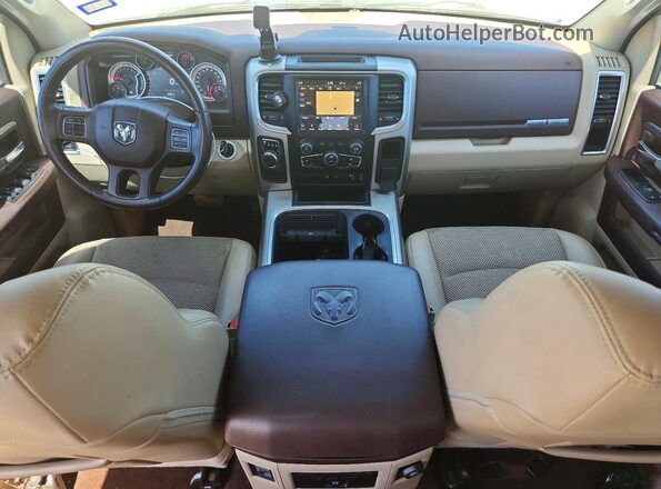 1C6RR6LTXJS188500 2018 RAM 1500 White Dashboard view