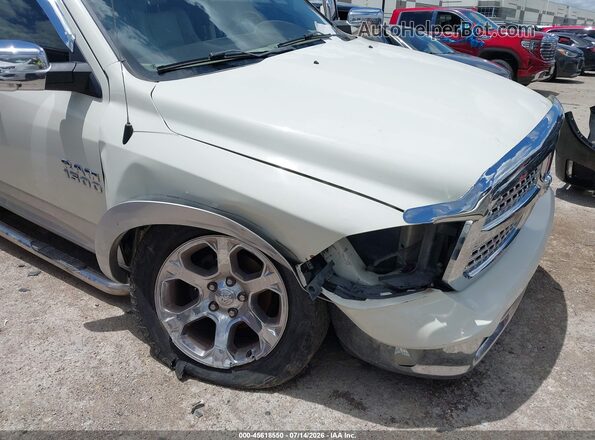 1C6RR6NG3JS156987 2018 RAM 1500 White Вид спереду