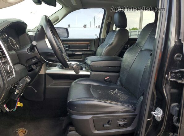 1C6RR6NT4GS147978 2016 RAM 1500 Black Widok wnętrza z przodu