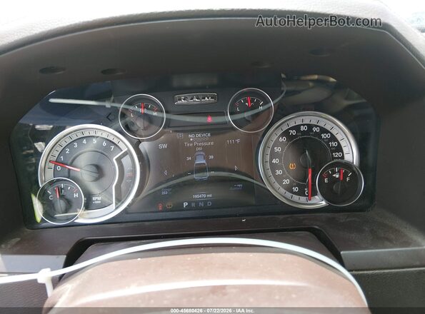 1C6RR6NT7GS107832 2016 RAM 1500 Серый Вид задних сидений