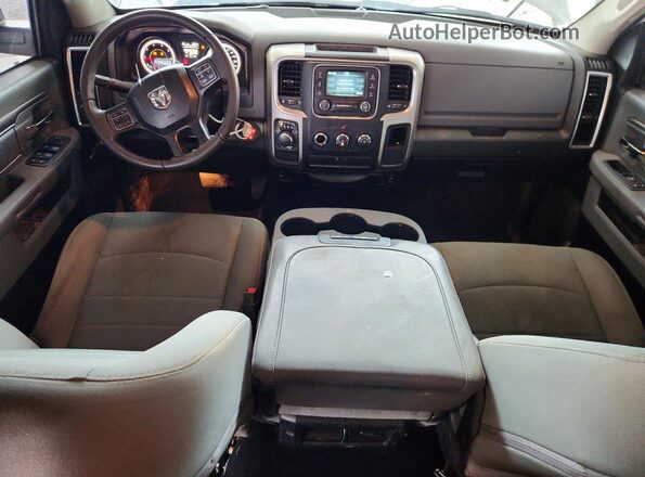 1C6RR6TT8LS119372 2020 RAM 1500 White Vista del salpicadero