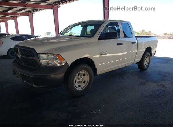 1C6RR7FG0HS544225 2017 RAM 1500 White წინა მარცხენა ხედი სამი მეოთხედიდან