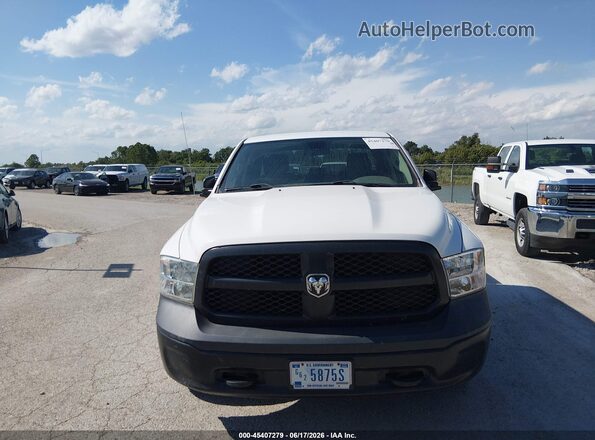 1C6RR7FG0HS610319 2017 RAM 1500 White Vista del cuadro de instrumentos