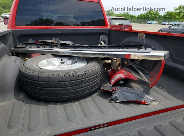 1C6RR7FG0JS198425 2018 RAM 1500 Red Vista del compartimento del motor