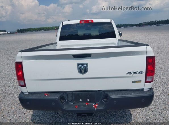 1C6RR7FG1JS326221 2018 RAM 1500 White 