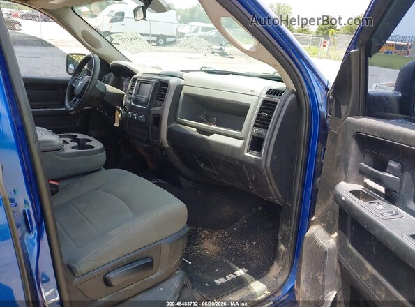 1C6RR7FG2JS263856 2018 RAM 1500 Blue Front interior view