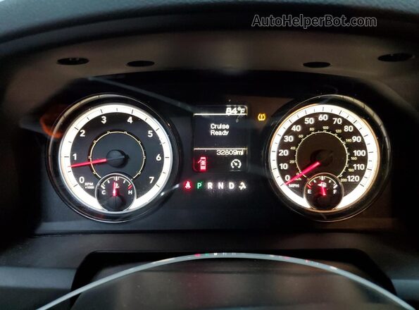 1C6RR7FG2JS343898 2018 RAM 1500 Maroon 
