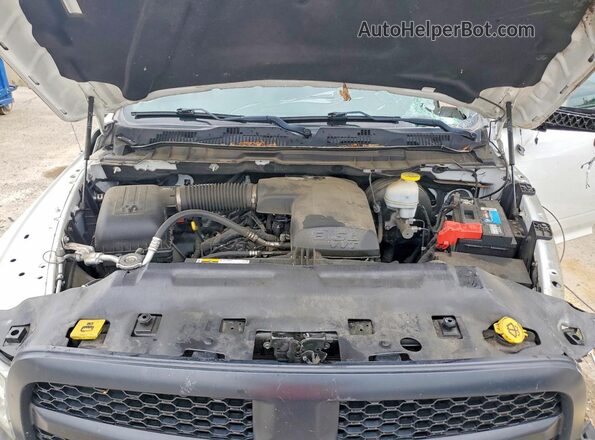 1C6RR7FG2MS538033 2021 RAM 1500 White უკანა სალონის ხედი
