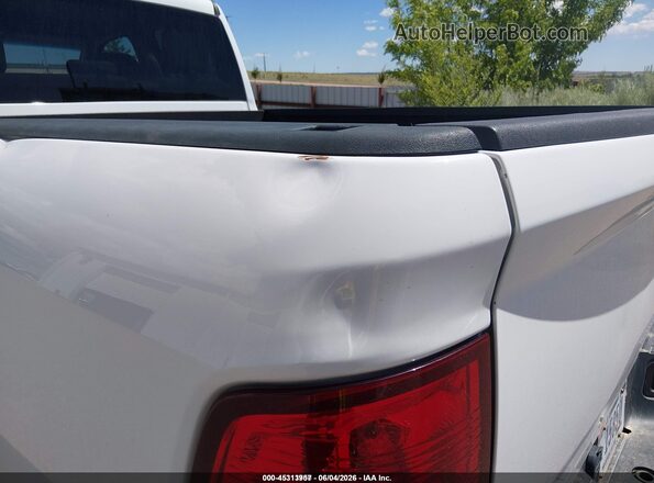 1C6RR7FG3HS826553 2017 RAM 1500 White Вид спереду