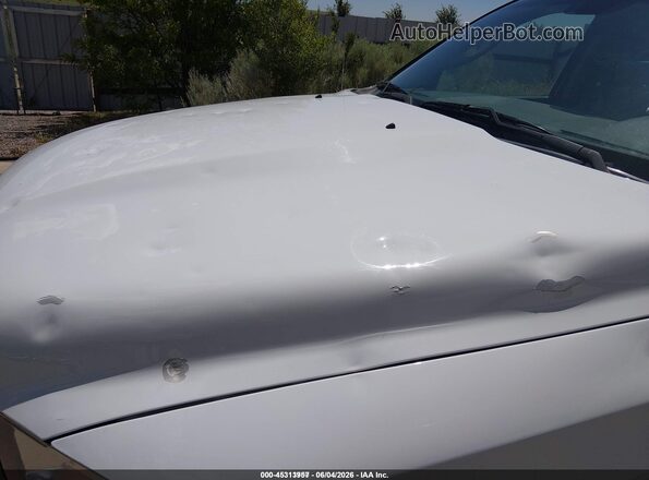 1C6RR7FG3HS826553 2017 RAM 1500 White 