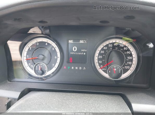1C6RR7FG3JS294243 2018 RAM 1500 Blue Հետևի նստատեղերի տեսք
