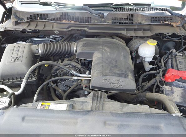 1C6RR7FG3JS294243 2018 RAM 1500 Blue Հետևի տեսք