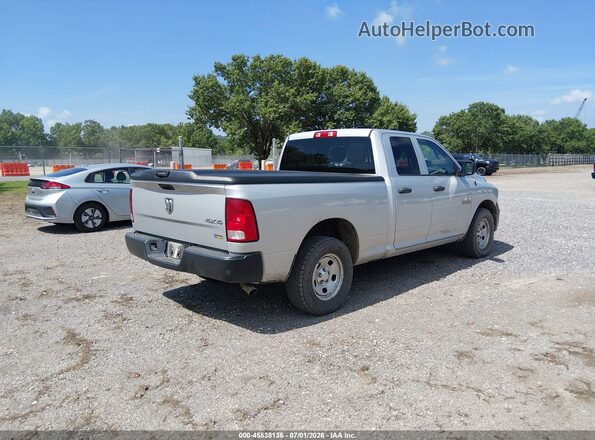 1C6RR7FG3JS326091 2018 RAM 1500 Silver Հետևի աջ