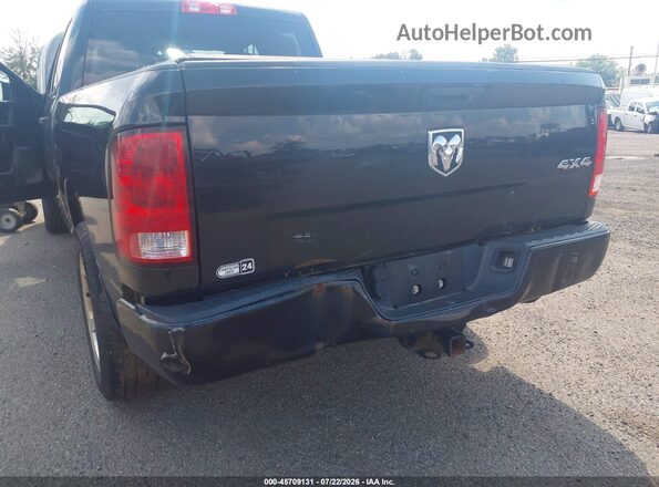 1C6RR7FG4JS126143 2018 RAM 1500 Black Widok z przodu