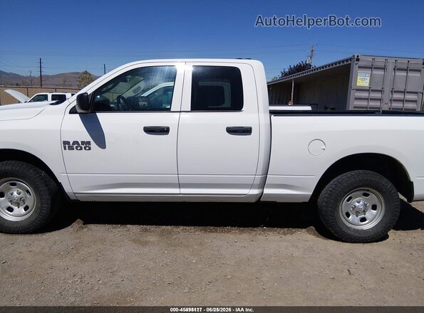 1C6RR7FG5JS326075 2018 RAM 1500 White Панорамний вид салону 360°