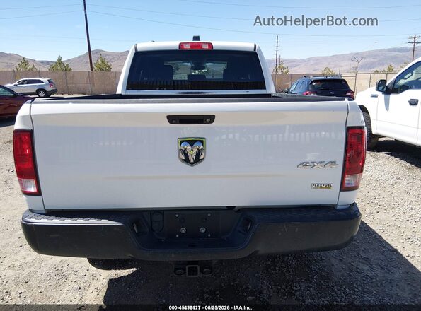 1C6RR7FG5JS326075 2018 RAM 1500 White 