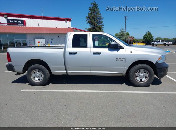 1C6RR7FG6JS326103 2018 RAM 1500 Silver სალონის 360-გრადუსიანი ხედი