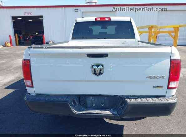 1C6RR7FG6JS326120 2018 RAM 1500 Белый 