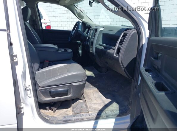 1C6RR7FG6LS156540 2020 RAM 1500 CLASSIC White Front interior view
