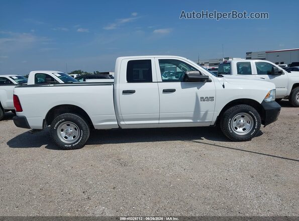 1C6RR7FG7JS284430 2018 RAM 1500 White Vista interior trasera