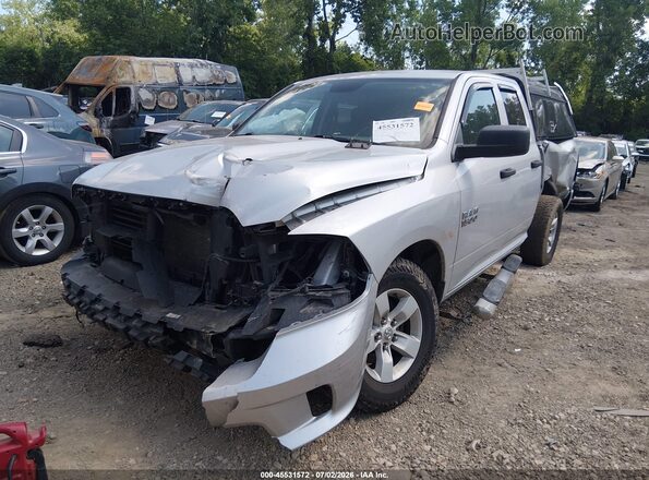 1C6RR7FG7JS327602 2018 RAM 1500 Silver Դիմացի տեսք