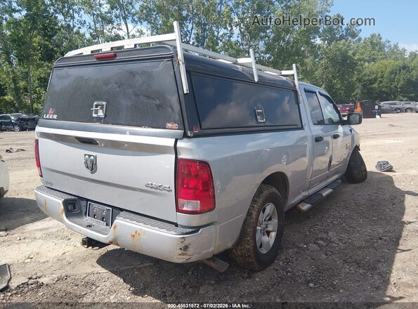 1C6RR7FG7JS327602 2018 RAM 1500 Silver Հետևի աջ